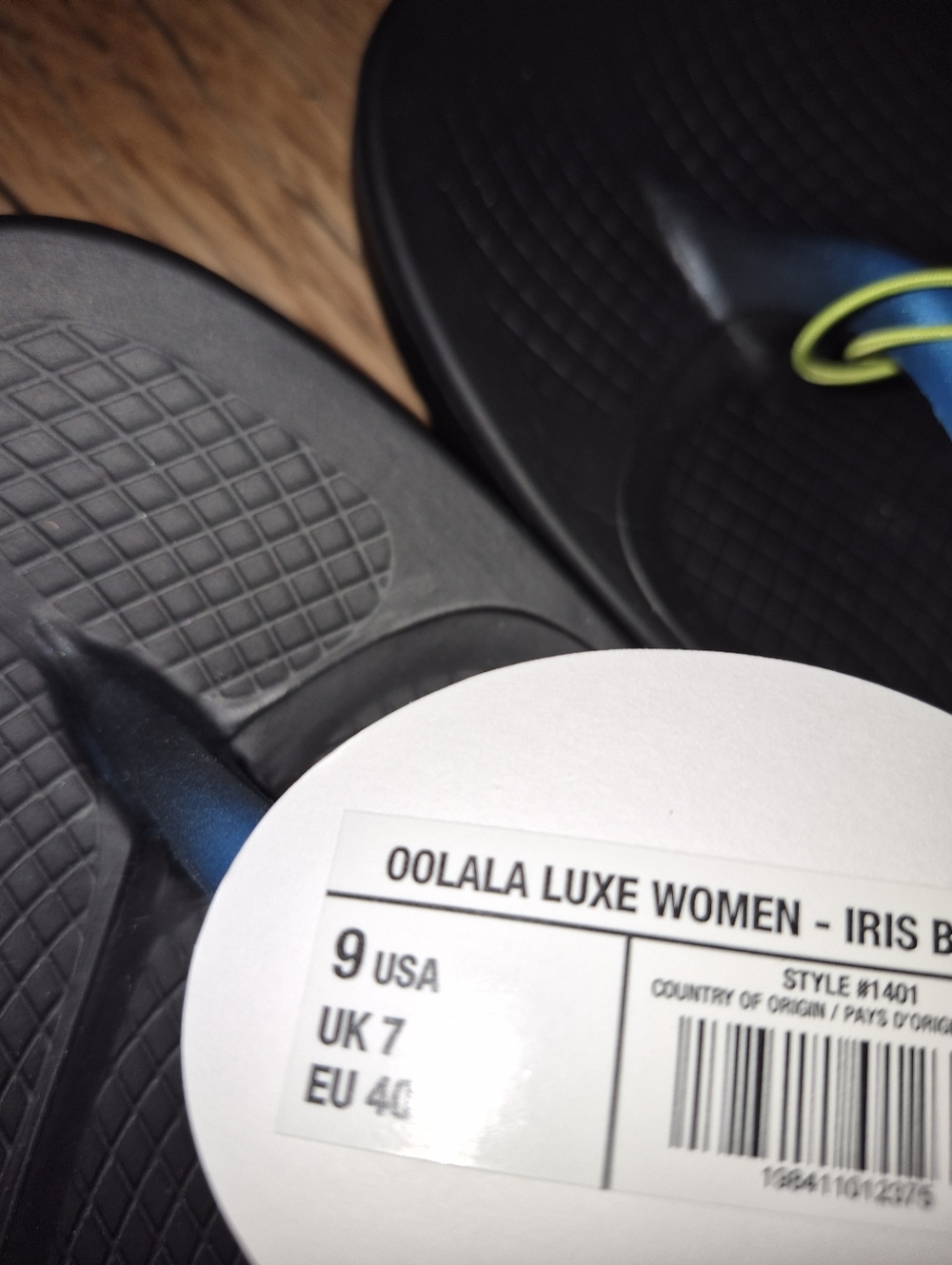 NWT's OOFOS Women's OOlala Luxe Thong sandals in a blue jay or Iris blue Size 9 - Picture 5 of 5